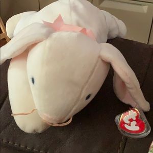 retired 1997 gray/blue eyed clover ty